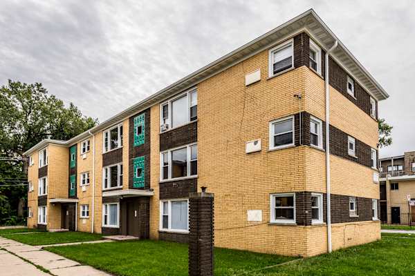 8851 S Cottage Grove Ave property